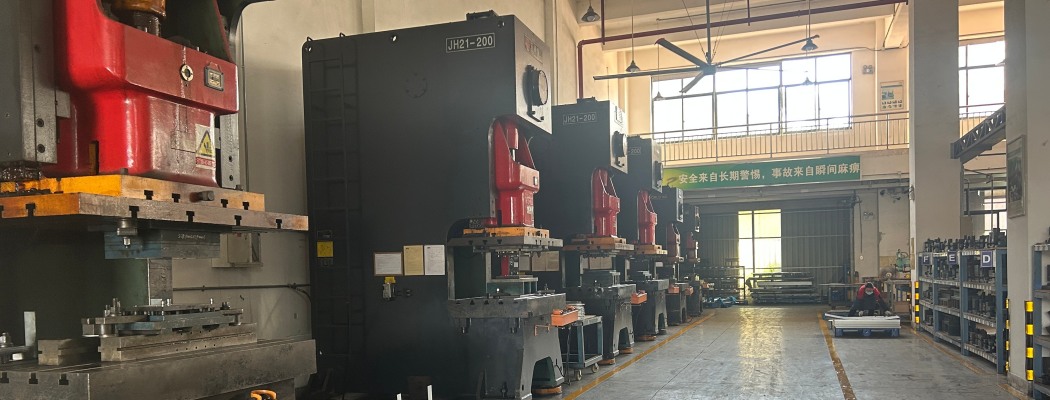 CNC Sheet Metal Fabrication Solutions CNC Sheet Metal Fabrication Solutions